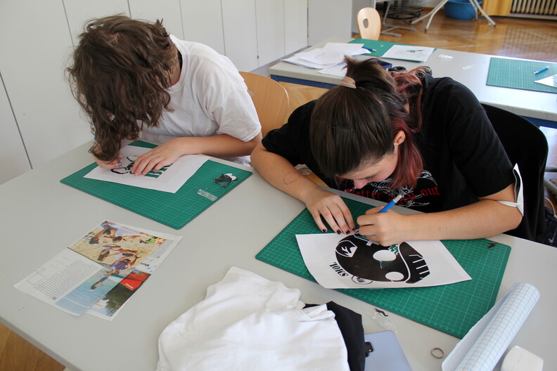 Vorschaubild Bericht „T-Shirt Siebdruck Workshop 2022“