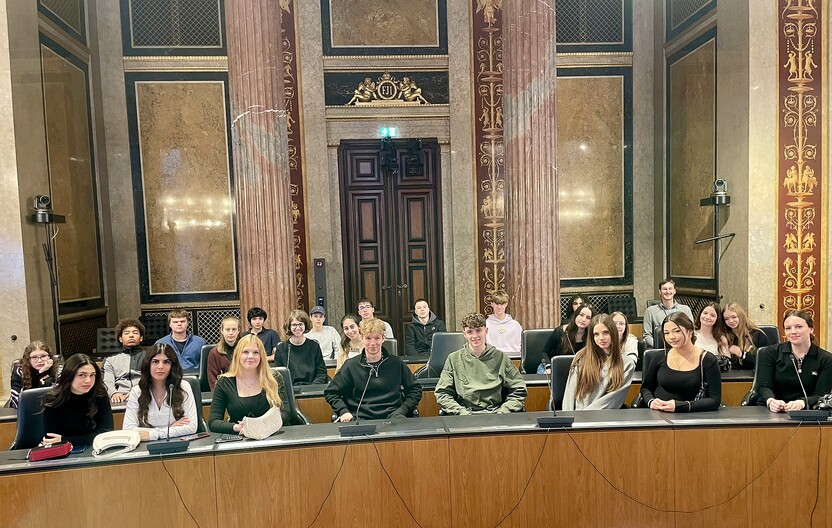 Vorschaubild Bericht „Lehrausgang zum österreichischen Parlament“