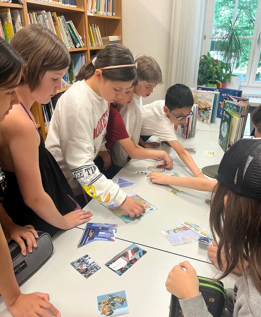 Vorschaubild Bericht „Neue Sachbücher, neue Perspektiven: Die Entdeckungsreise der 1B in der Schulbibliothek“