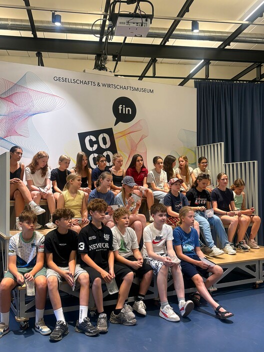 Vorschaubild Bericht „COCO fin – Geld verstehen im Alltag“
